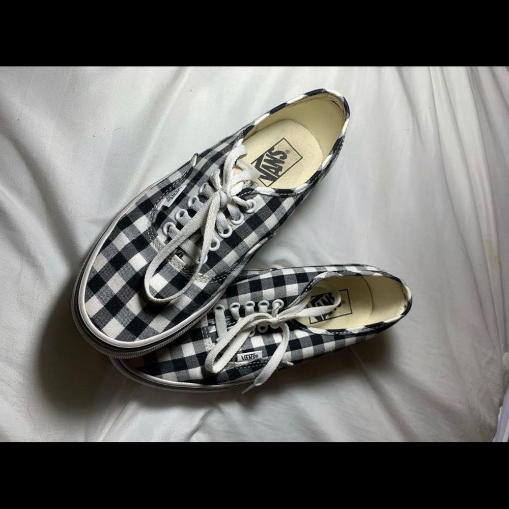 SE Gingham Vans